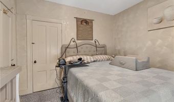 584 Lonsdale Ave, Central Falls, RI 02863