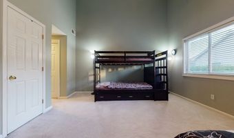 445 Captain Eames Cir 445, Ashland, MA 01721