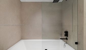9111 E Bay Harbor Dr Ph-D, Bay Harbor Islands, FL 33154