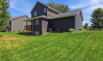 2292 Saint Andrews Dr, Altoona, WI 54720