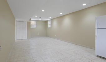 4415 ROBERTS Ave, Annandale, VA 22003