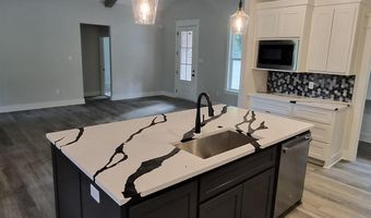 6708 N Detonti Rd, Bauxite, AR 72011