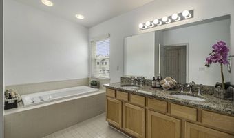 1304 N Bay Dr, Ann Arbor, MI 48103