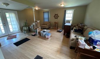 131 Lansworth Dr, Austinville, VA 24312