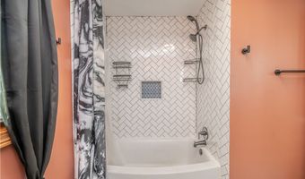 3832 Edinburgh Dr, Austintown, OH 44511