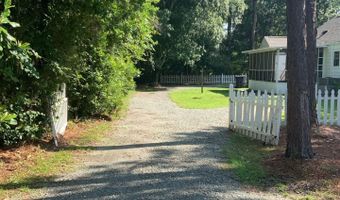 1101 N Poplar St, Aberdeen, NC 28315