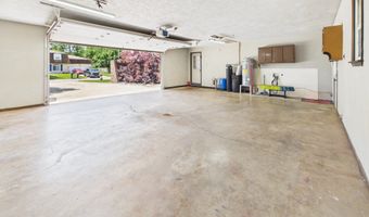 186 E Gay Dr, Alexandria, IN 46001