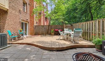 3714 MOUNT AIREY Ln, Annandale, VA 22003