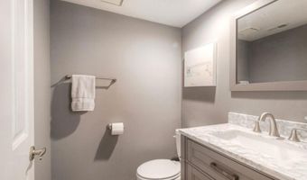 2116 Wedgewood Dr, Oceanside, CA 92056