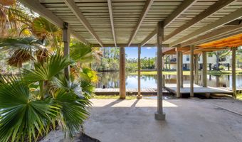 10091 River Dr, Bay St. Louis, MS 39520