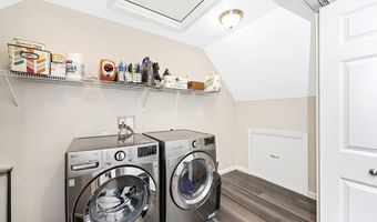 48 Old Elm St, Billerica, MA 01862