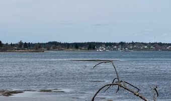 27 Alleys Bay Rd, Beals, ME 04611