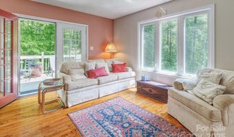 14 Shelton Branch Rd, Barnardsville, NC 28709