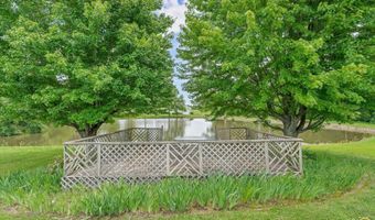 8324 SW Indian Hills Rd, Auburn, KS 66402