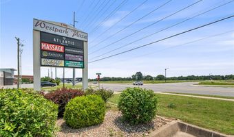 1380 SW Westpark Dr 4, Bentonville, AR 72712