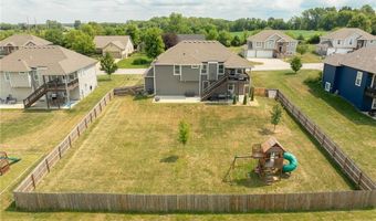 6994 141st St, Basehor, KS 66007