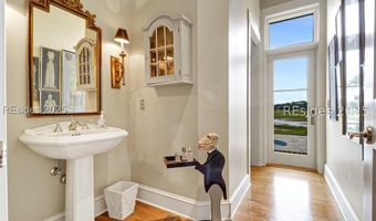 46 Gull Point Rd, Hilton Head Island, SC 29928