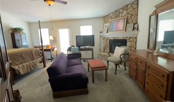 20284 Majestic Dr, Apple Valley, CA 92308