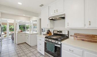 8917 Lemon Ave, La Mesa, CA 91941