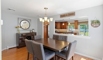 45 Compton St, Belford, NJ 07718