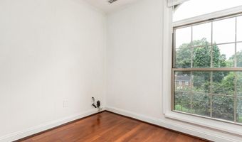 3334 WOODBURN VILLAGE Dr 33, Annandale, VA 22003