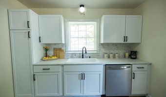 1503 Halford St, Anderson, IN 46016