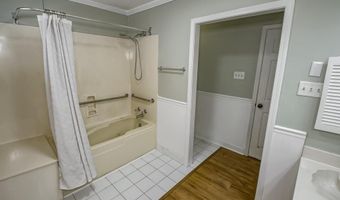 10734 Misty Vale Ave, Baton Rouge, LA 70810