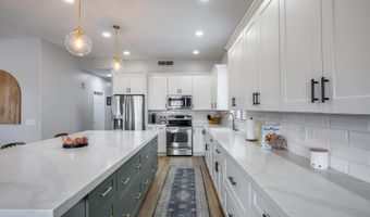 1732 W HOPI Dr, Chandler, AZ 85224