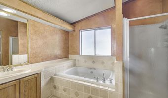 221 Cottonwood Ln, Blackfoot, ID 83221