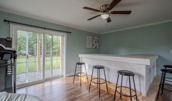 19 Magnolia Hill Rd, Bangor, ME 04401