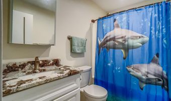 937 Carter St SW, Bandon, OR 97411