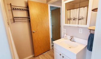 10550 SE 70th Ave 8, Milwaukie, OR 97222