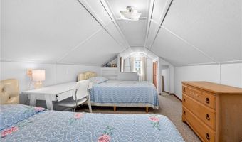 6 Arbeth Ave, Narragansett, RI 02882