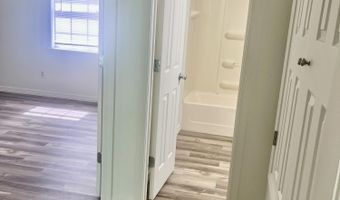 104 Olympic Cir, Ocean Springs, MS 39564