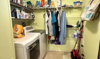 5109 SW 10TH St, Bell, FL 32619