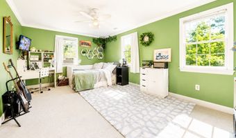 323 Oakhill Ave, Attleboro, MA 02703