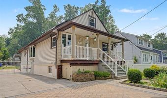 92 Blauvelt Ave, Bergenfield, NJ 07621