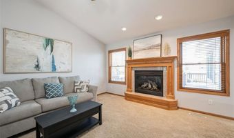 608 Ridgeview Way, Atkins, IA 52206