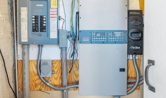 77 North Rd, Carson, NM 87517