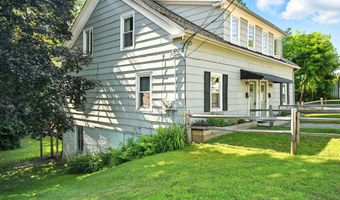 133 Riverside Dr, Augusta, ME 04330