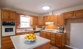 19283 Saturn Dr, Abingdon, VA 24211