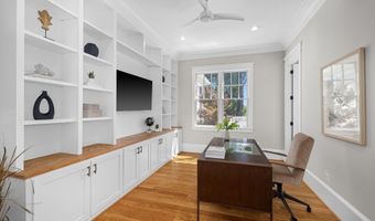 3403 JOHN MARSHALL Dr, Arlington, VA 22207