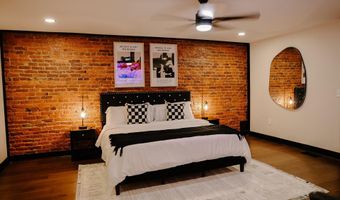 101 103 W Commerce St, Aberdeen, MS 39730