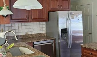 1 Brookdale Dr, Hopkinton, RI 02804