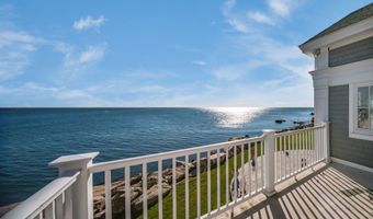 84 Johnsons Point Rd, Branford, CT 06405