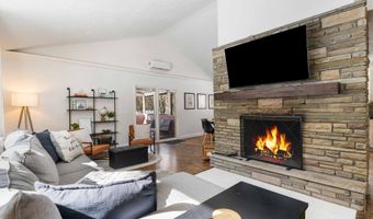 113 BIRCHWOOD Rd, Blakeslee, PA 18610