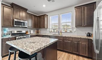 7908 Titan Dr, Antelope, CA 95843