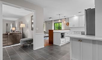 2930 W Cambridge Ct, Bartlesville, OK 74006