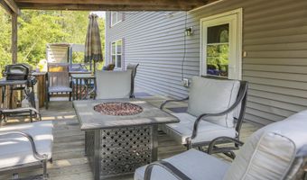 53 Lincolnville Ave, Belfast, ME 04915
