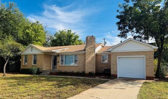 1038 E WALNUT St, Altus, OK 73521